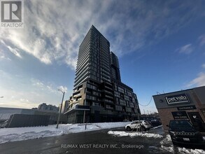 Building Photo - 10 Graphophone Grv