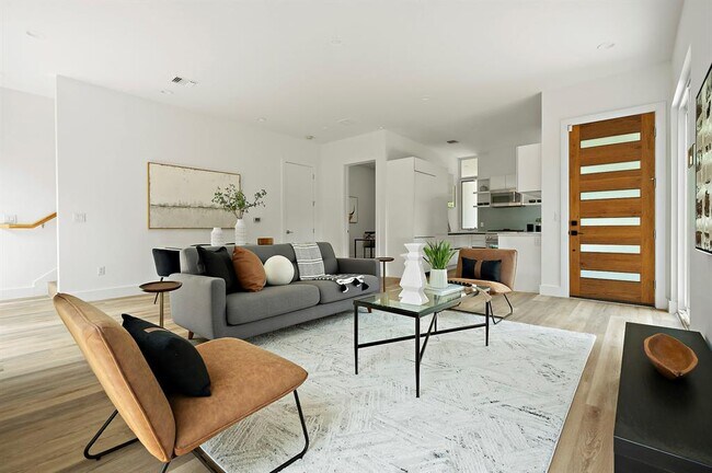 Foto del edificio - 5507 Manor Rd