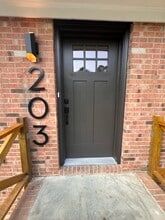 Building Photo - 203 Apache Dr