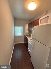Building Photo - 339 54th St NE