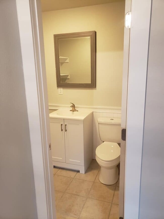 Building Photo - 5094 J E L Drive