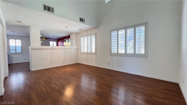 Building Photo - 10645 Brianhurst Ave