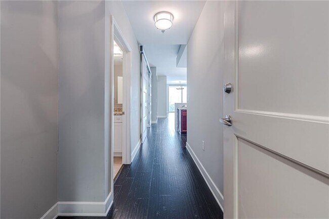 Foto del edificio - 2795 Peachtree Rd NE