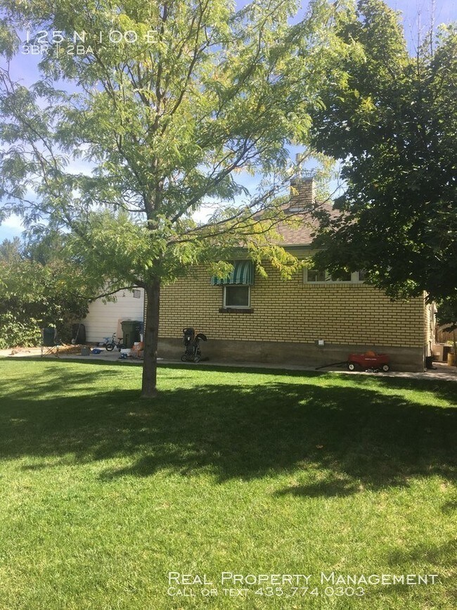 Building Photo - 125 N 100 E