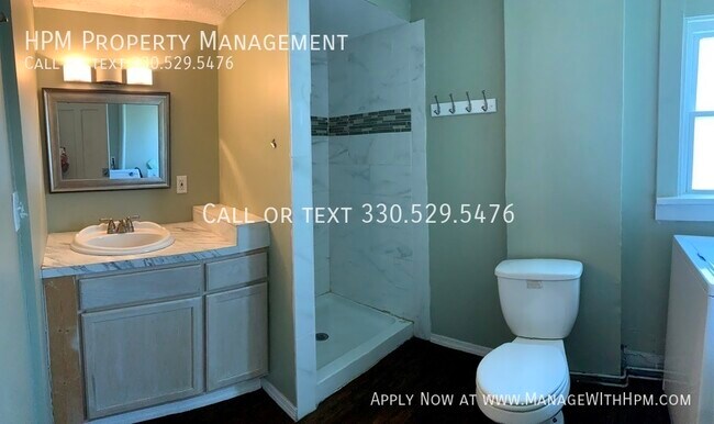 Foto del edificio - 421 Allyn St