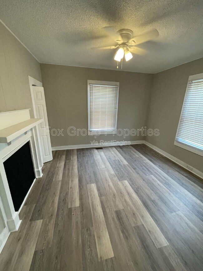 Foto del edificio - 19 Powder St NW