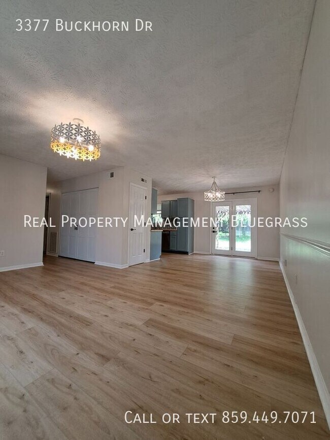 Foto del edificio - 3377 Buckhorn Dr