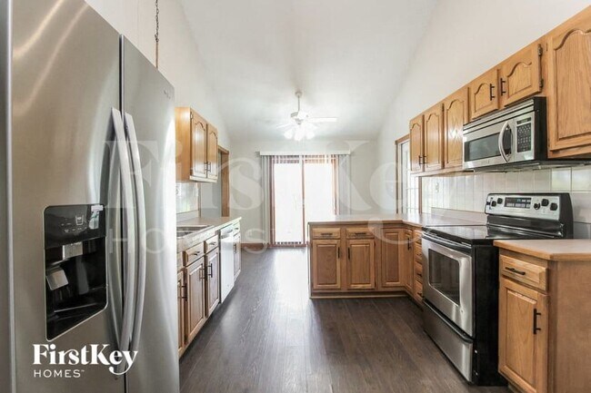 Foto del edificio - 169 Meadows Ct