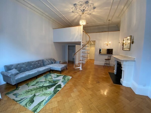 Foto del edificio - 170 Beacon St