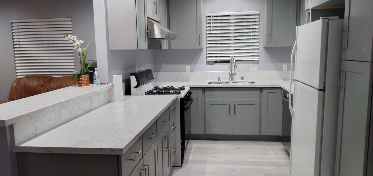 Foto principal - 2344 Altman St