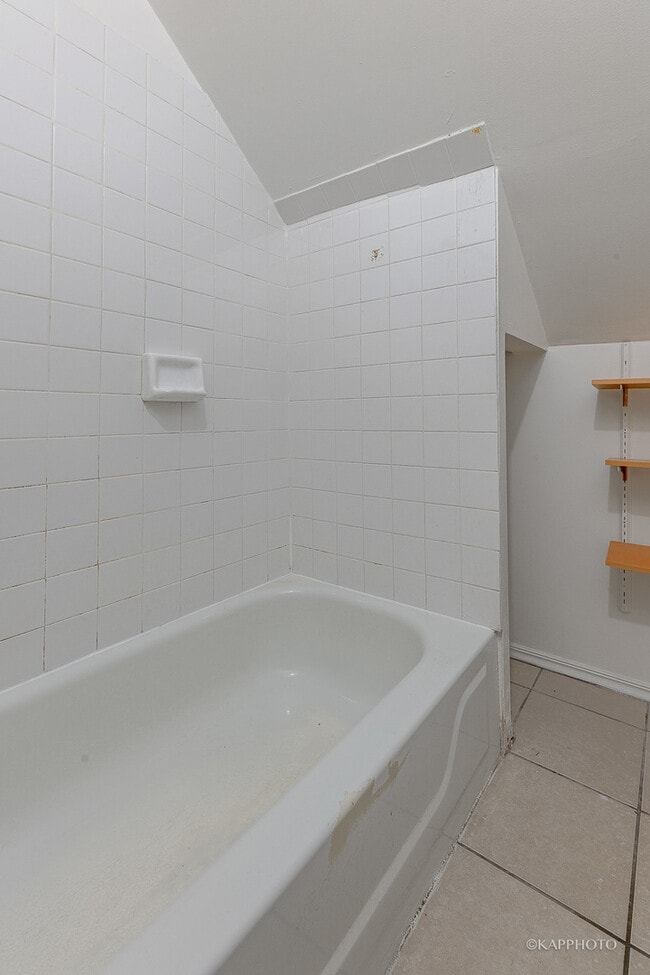 Building Photo - 3121 W 39th Pl