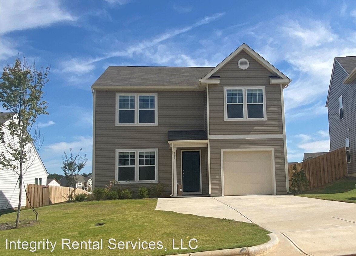 4 br, 2.5 bath House 103 Galley Lane House Rental in Statesville