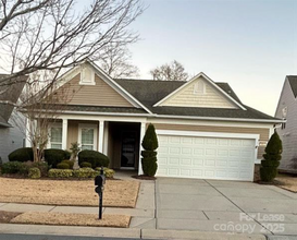 Building Photo - 7012 Kitty Hawk Ln