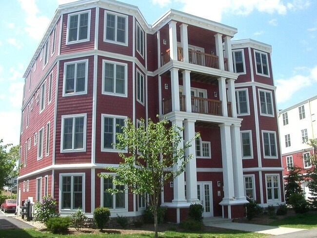 Exterior - 11 Whipple Ave