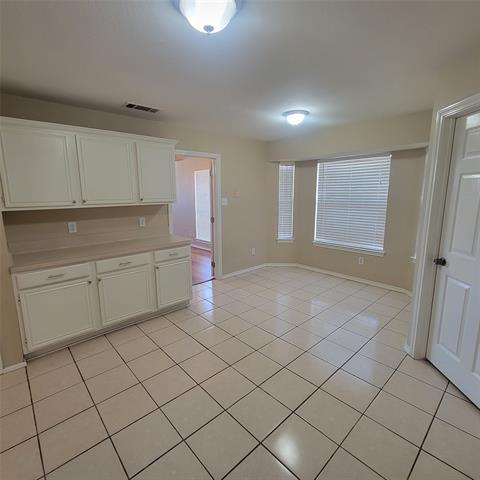 Building Photo - 903 Worden Dr