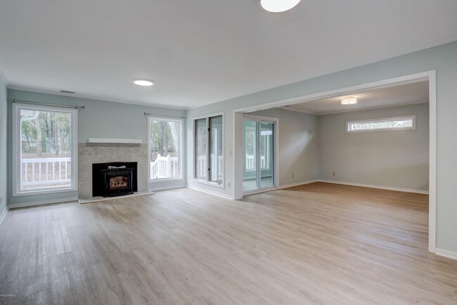 Building Photo - 8212 Schooner Pl