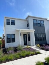 Building Photo - 109 Sea Shell Ave