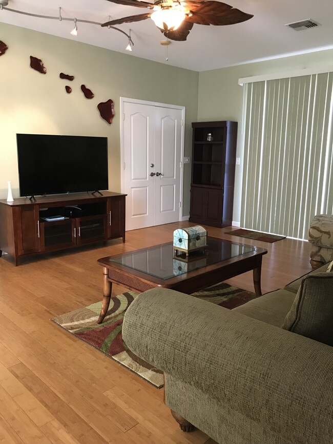 Building Photo - 3137 Nahenahe Pl