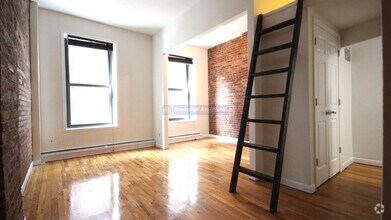 Building Photo - 163 W 73rd St
