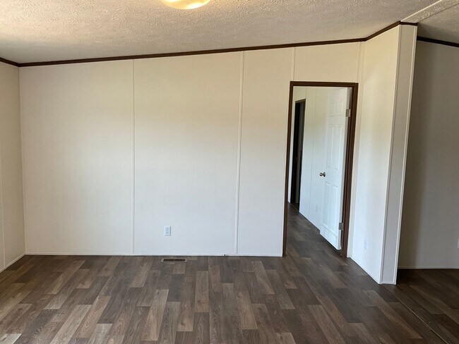 Foto del edificio - Cute Doublewide Home For Rent In West Lincoln County