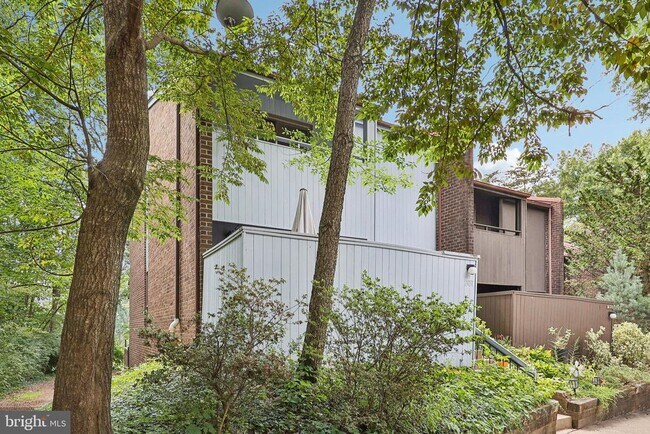 Foto del edificio - 2031 Approach Ln