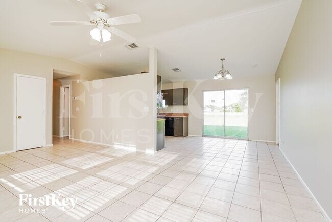 Foto del edificio - 2120 NE 16th Pl