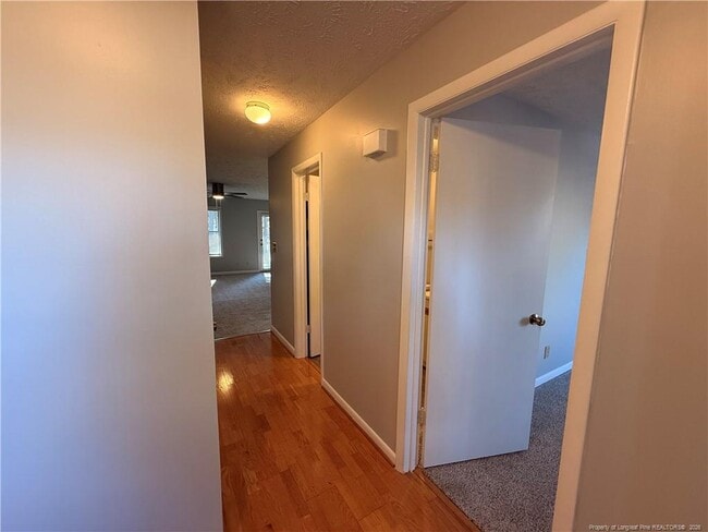 Building Photo - 663 Bartons Landing Pl