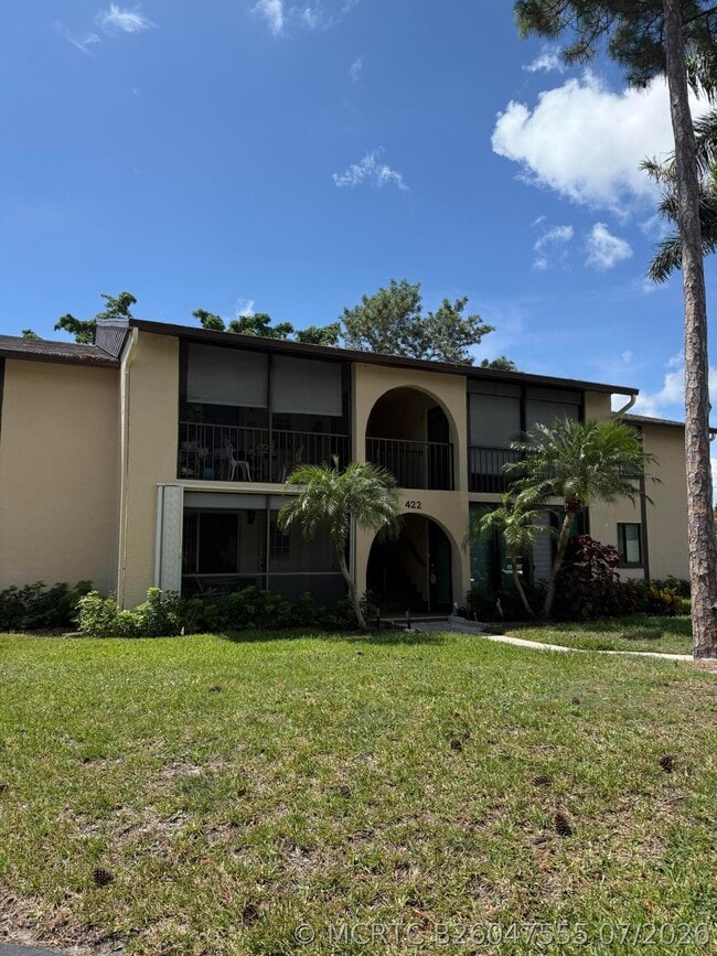 Building Photo - 422 Pine Glen Ln