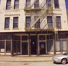 Building Photo - 510 W Main St