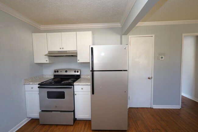 Foto del edificio - 817 Lilly St