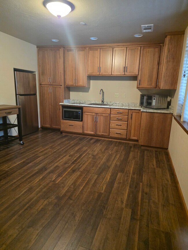 Foto del edificio - 4175 Berner Ln