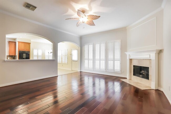 Foto del edificio - 6426 Pinewood Trace Ln
