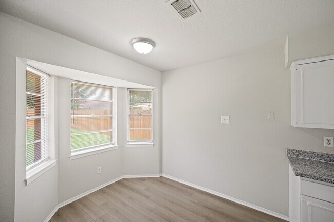 Foto del edificio - 2503 Knoll St