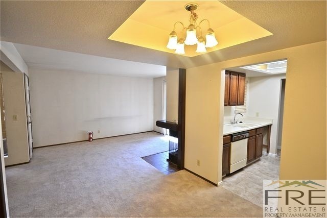 Building Photo - 6852 S Countrywoods Cir