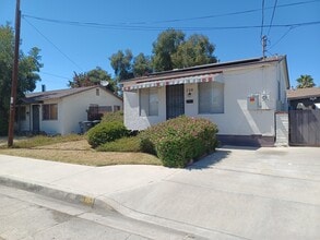 Building Photo - 720 Chamberlain Ave