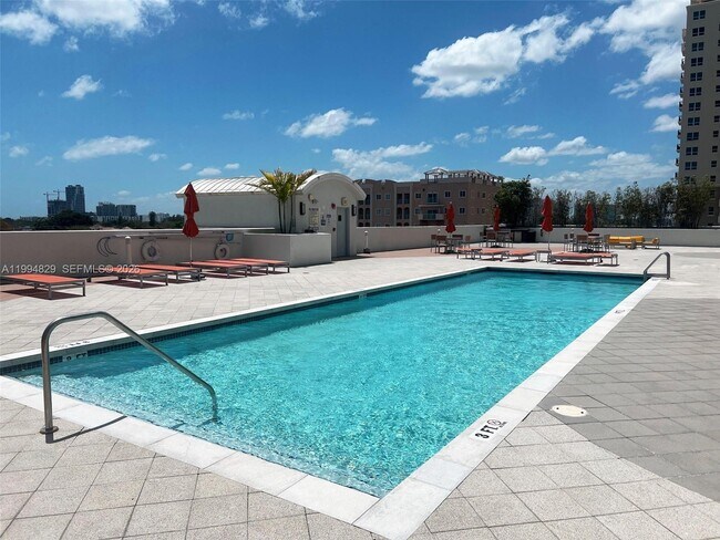 Foto del edificio - 3180 SW 22nd Terrace