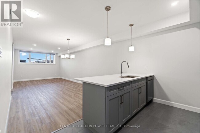 Photo du bâtiment - 362 Hazel Crescent