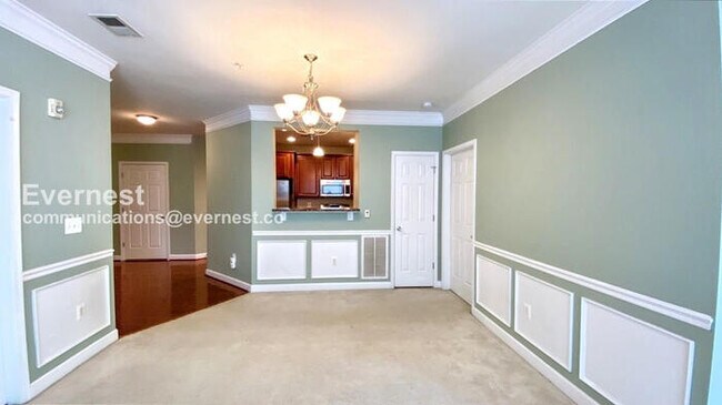 Foto del edificio - Modern Condo with Pool, Fitness Center & Dog Park Access / 2 Bed & 2.5 Bath / Coming Soon!