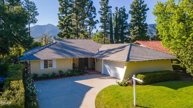 Primary Photo - 185 Starlight Crest Dr