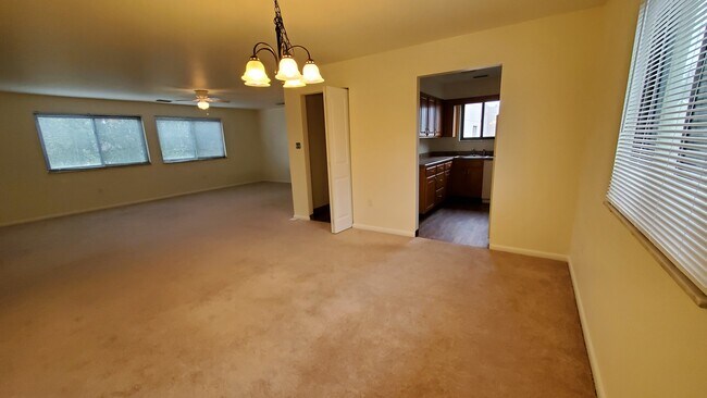 LR/DR/Kitchen - 640 5th St