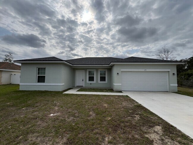Foto del edificio - Awesome 4 BD/2BA Home in Beautiful Ocala!!!