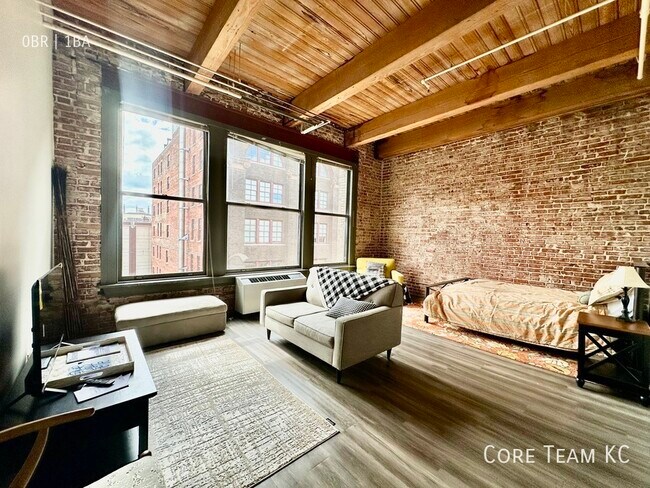 Foto del edificio - Furnished Soho Loft For Rent!