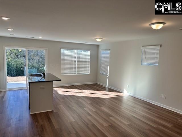 Foto del edificio - 520 Kingfisher Ct