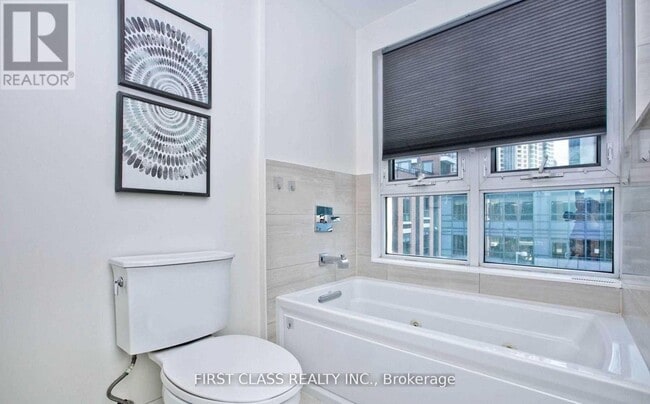 Building Photo - 367 Beecroft Rd