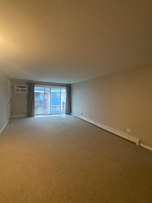 Foto del edificio - 8521 W Catherine Ave