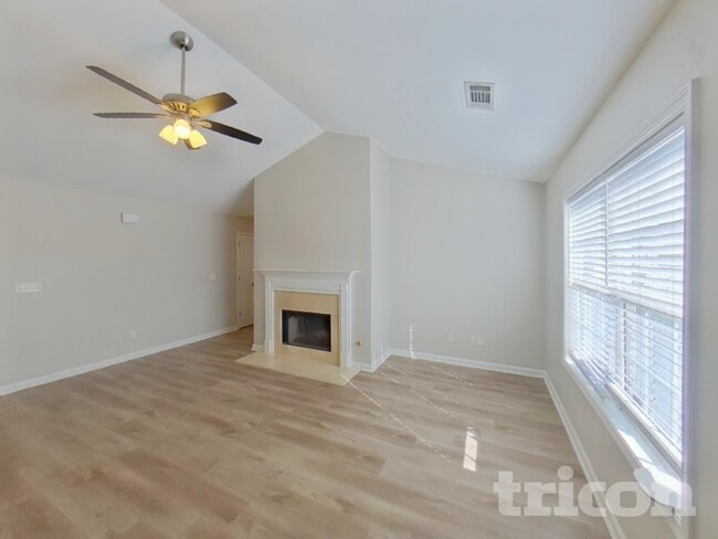 Building Photo - 177 Whetstone Way