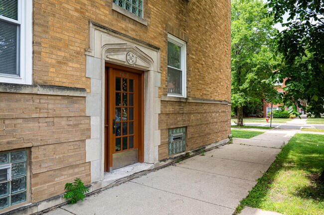 Foto del edificio - 4424 N Lavergne Ave