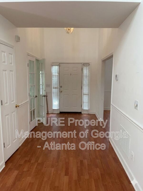 Building Photo - 909 Michael Lee Way