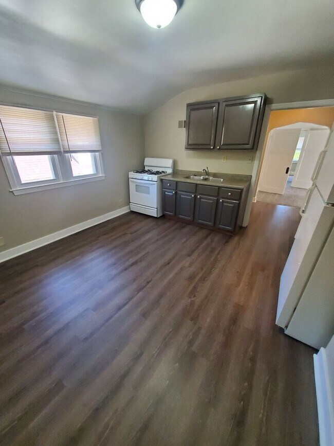 Foto del edificio - 2857 N 57th St