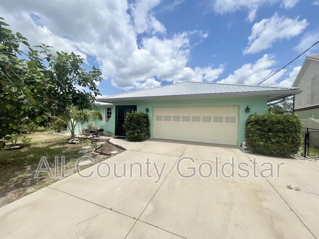 Building Photo - 1845 Edison Dr